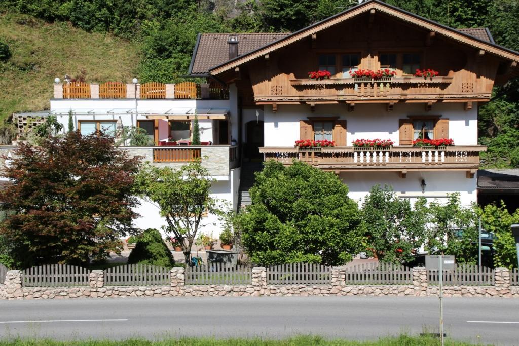 Apart Eberharter Aschau Im Zillertal エクステリア 写真